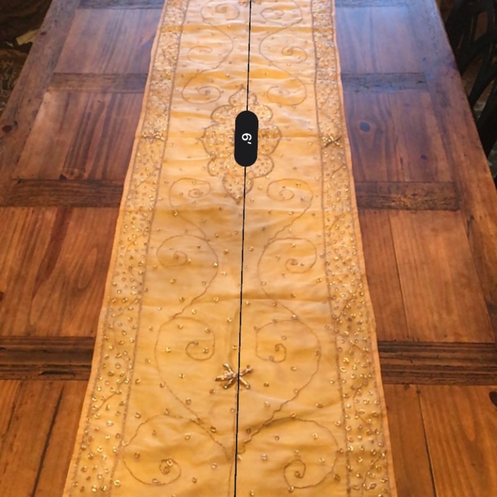 Table runner - Picture 4 of 4